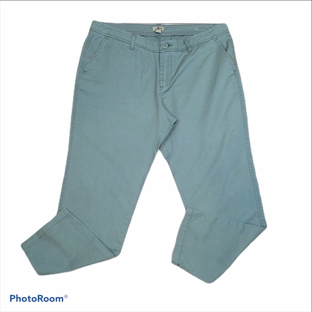 Woolrich taper leg pocketed front zip sage color ankle pants